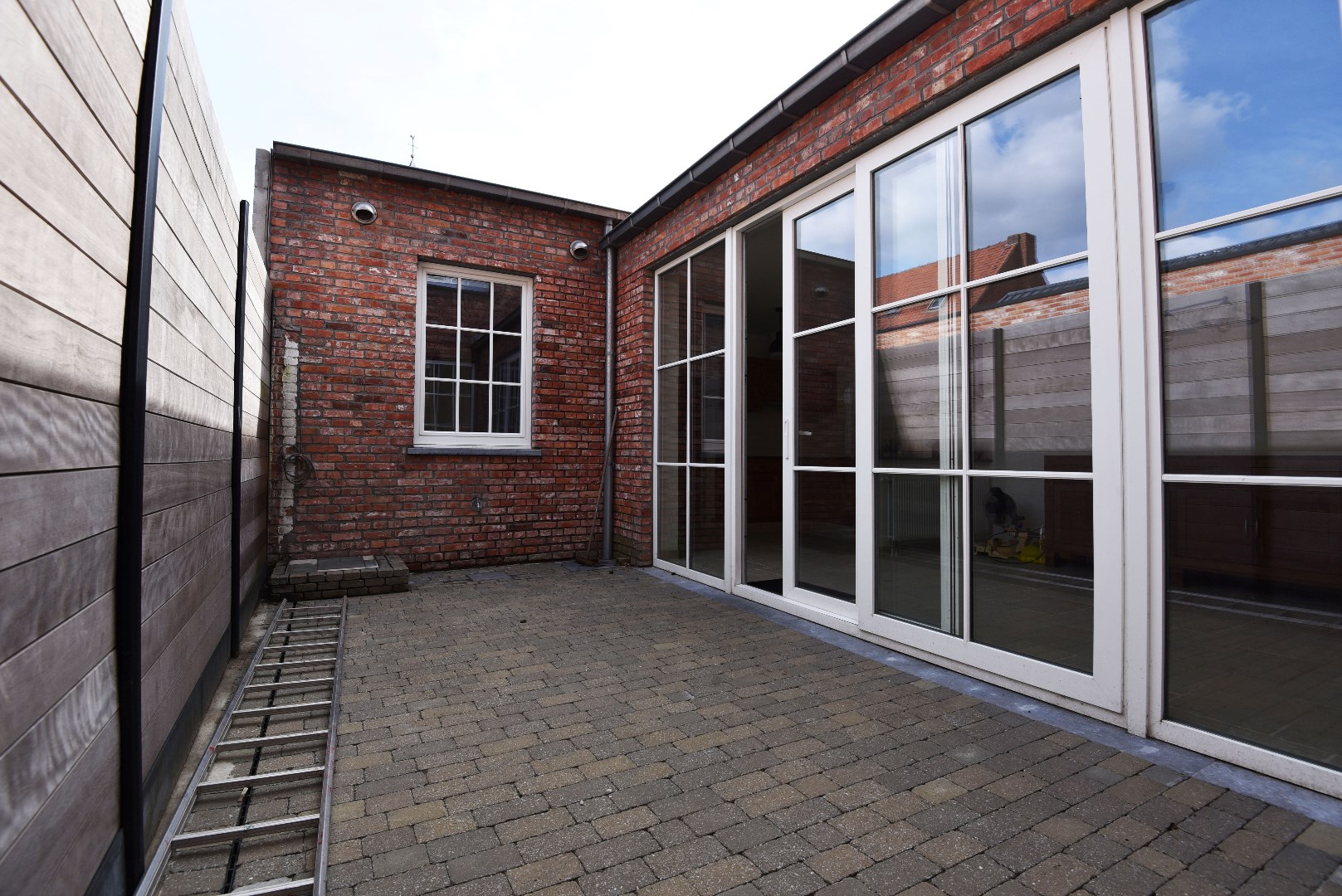 Instapklare gezinswoning met 3 slaapkamers en terras te Sint-Laureins 