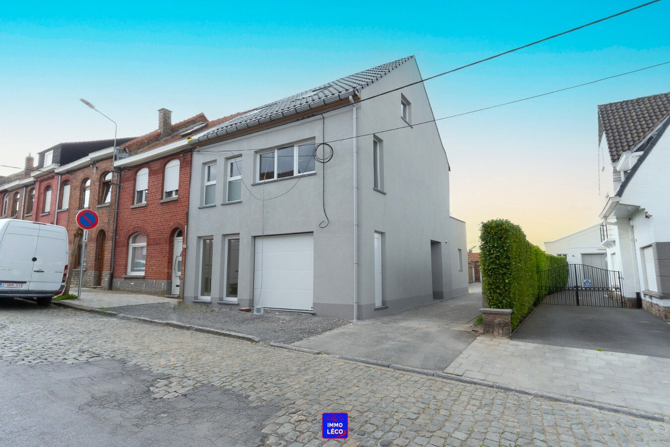 Appartement neuf "DUPLEX" avec grande terrasse et parking privatif, idéal investisseurs ! 