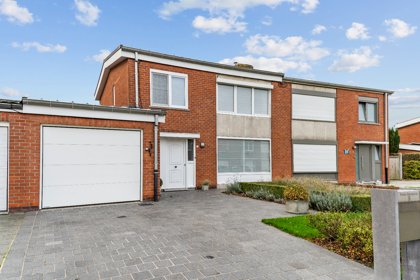 Tot in de puntjes afgewerkte woning in een doodlopende straat 