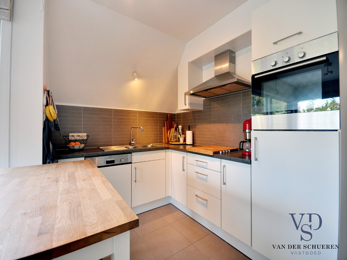 2 slpk-appartement in hartje Dikkelvenne 