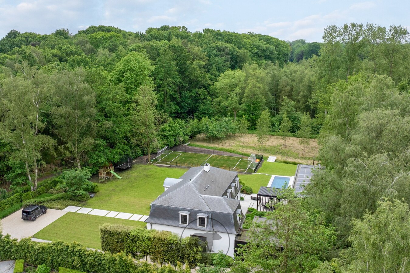 Exclusieve villa op droomlocatie te Heusden 