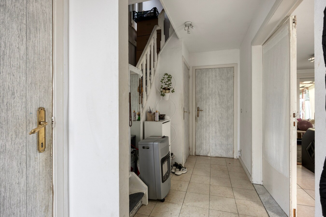 Te renoveren Vrijstaande woning. Of projectgrond (25,50 m breed). 1.146 m². 