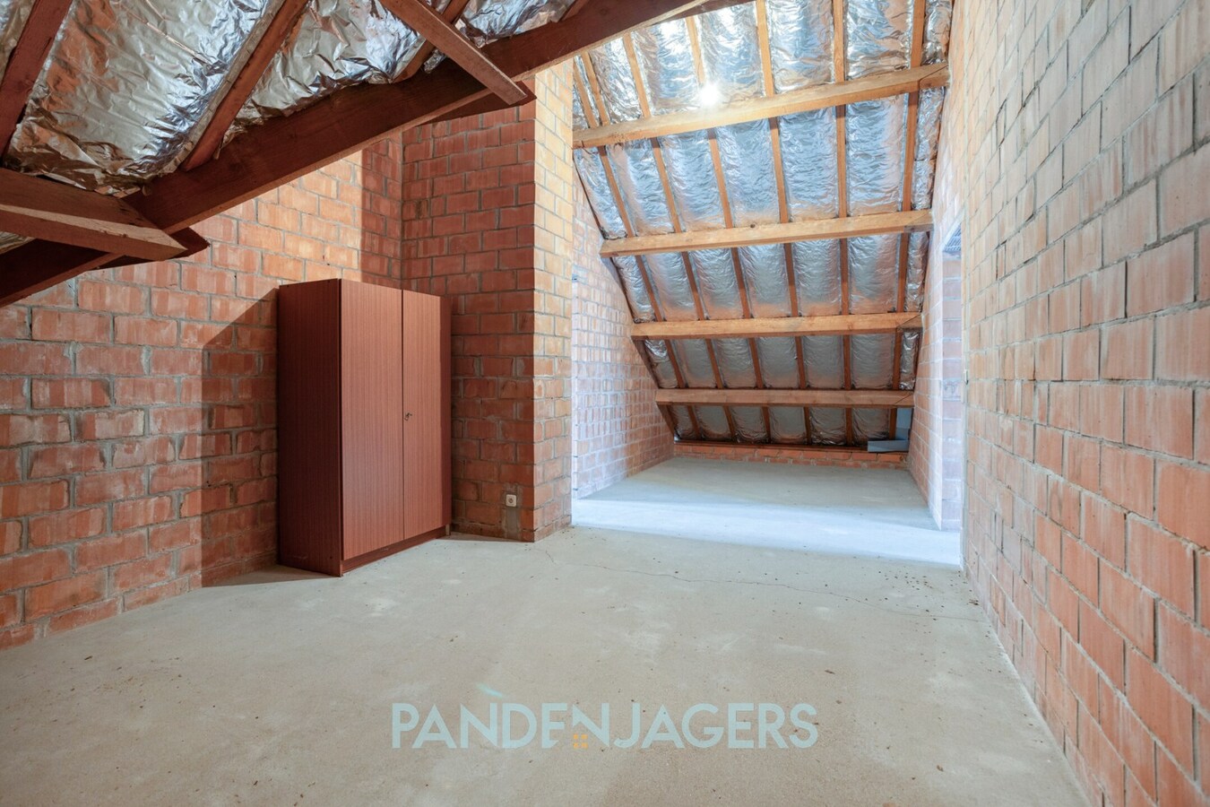 Ruime open bebouwing met bijgebouw te Duffel 