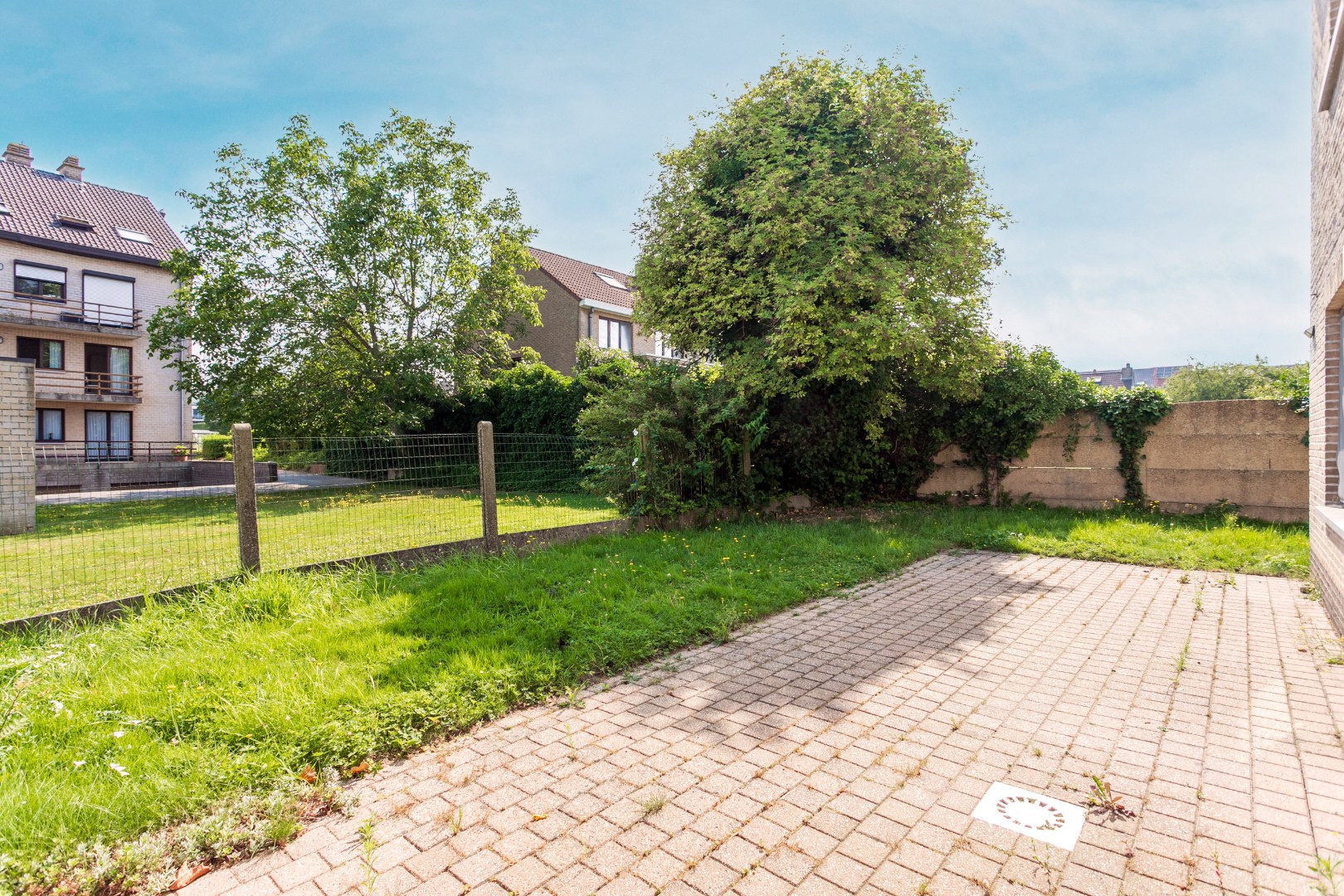 Verzorgde woning met 3 slpk, tuin en garage te Halle 
