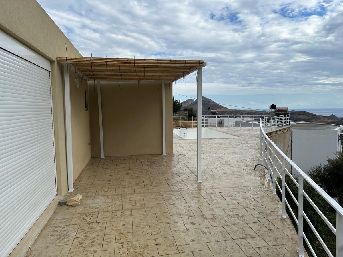 Grieks eiland Kreta : nieuwe, bemeubelde (vakantie)woning met zwembad 