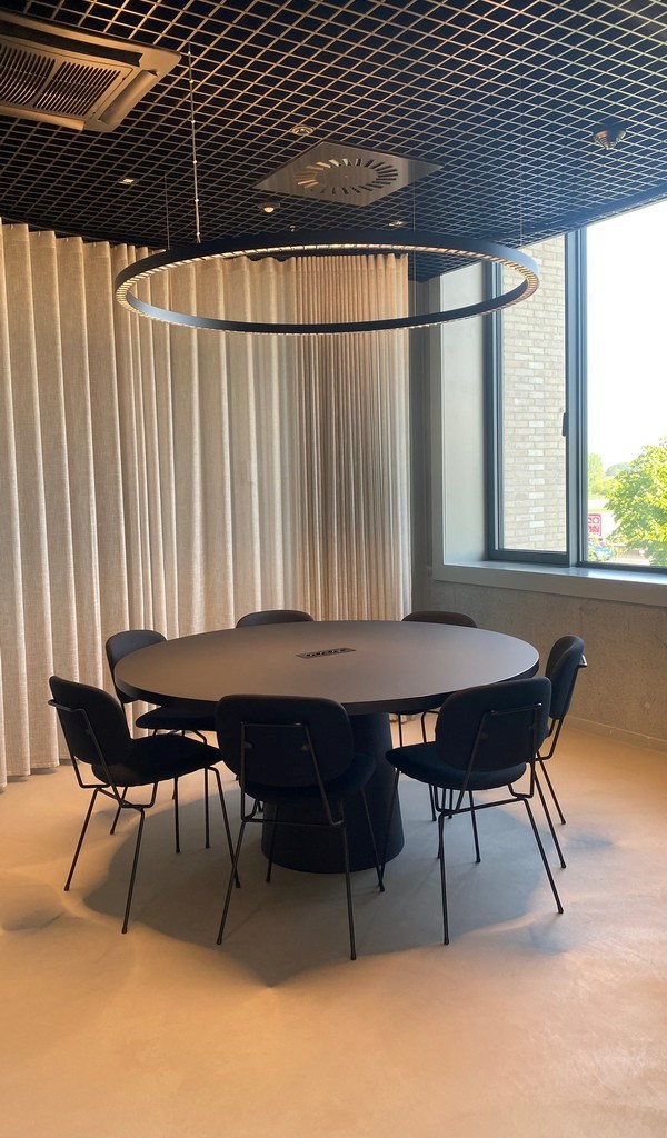 Gemeubelde kantoren met diensten In The Yard in Drongen