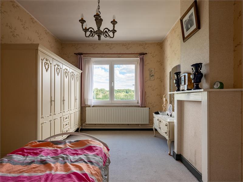 Interessant renovatieproject in groene omgeving 