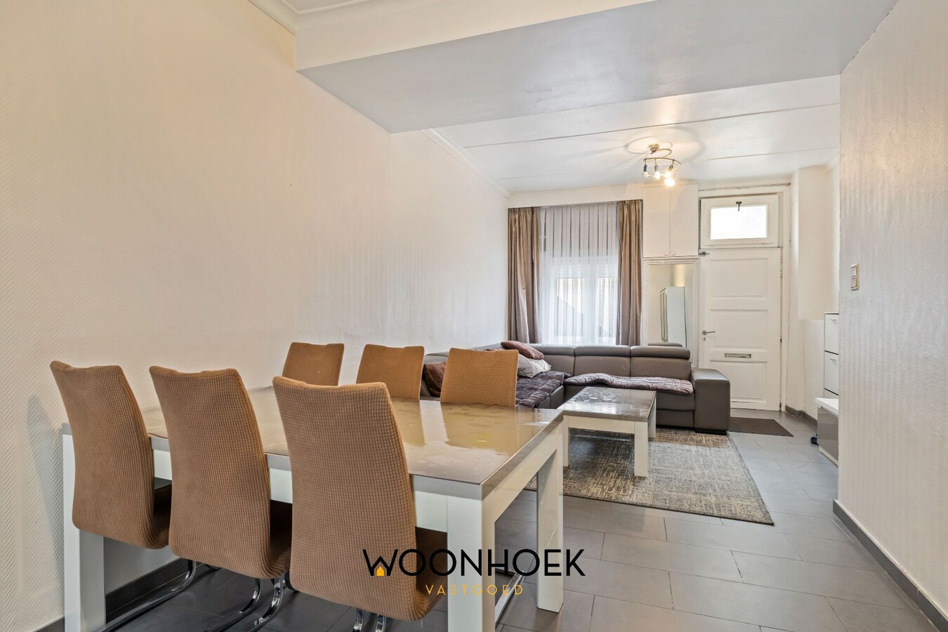 Centraal gelegen, 3-slpk starterswoning in het centrum van Lokeren 