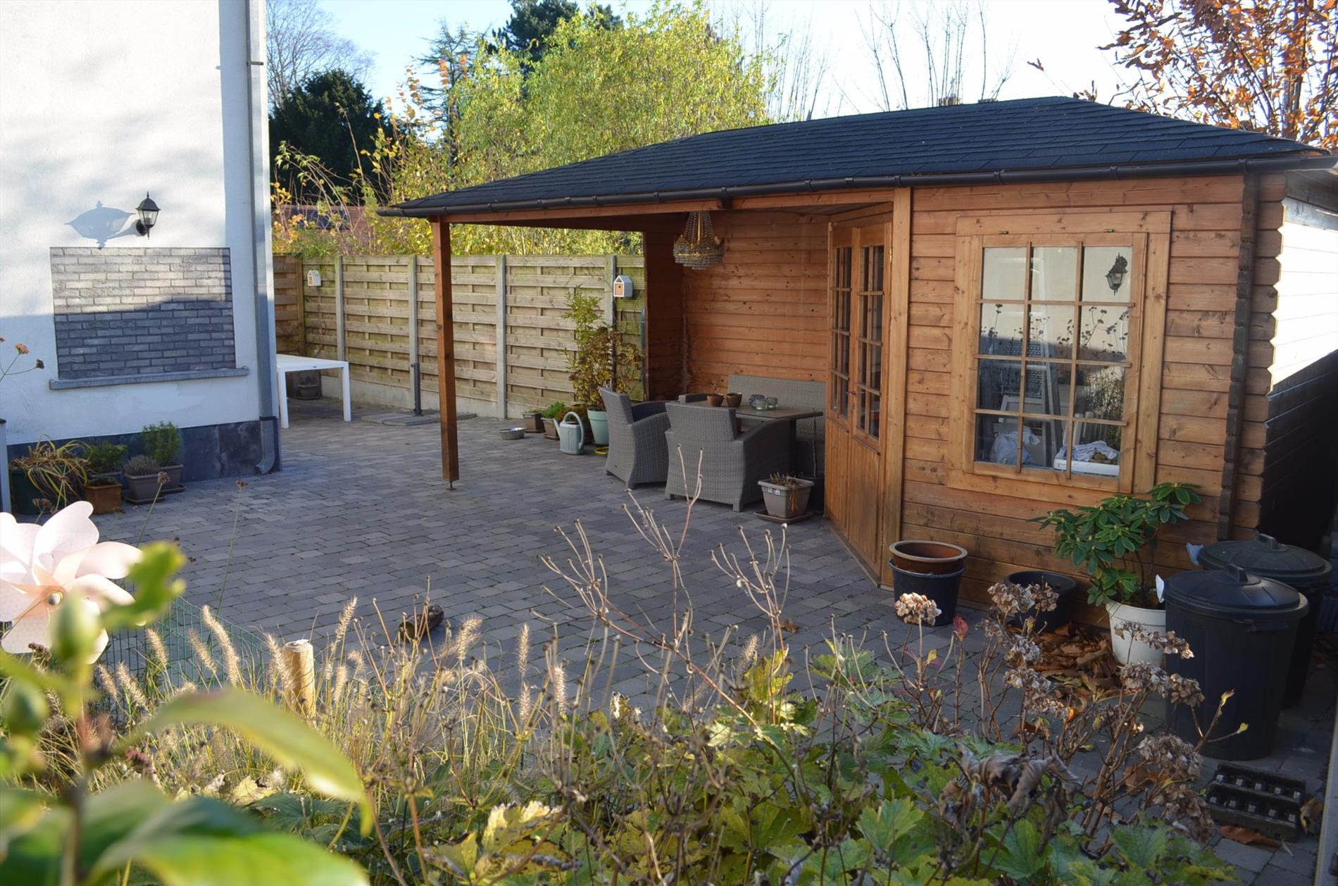 Ruime totaal gerenoveerde woning met 4 slpks (mogelijkheid tot 5) te Eeklo 