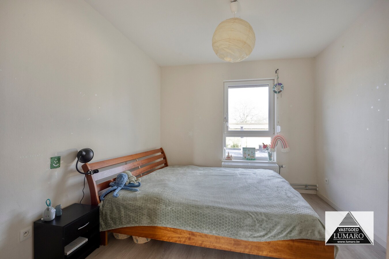 Ideale praktijk- of kangoeroewoning met tuintje en parking 