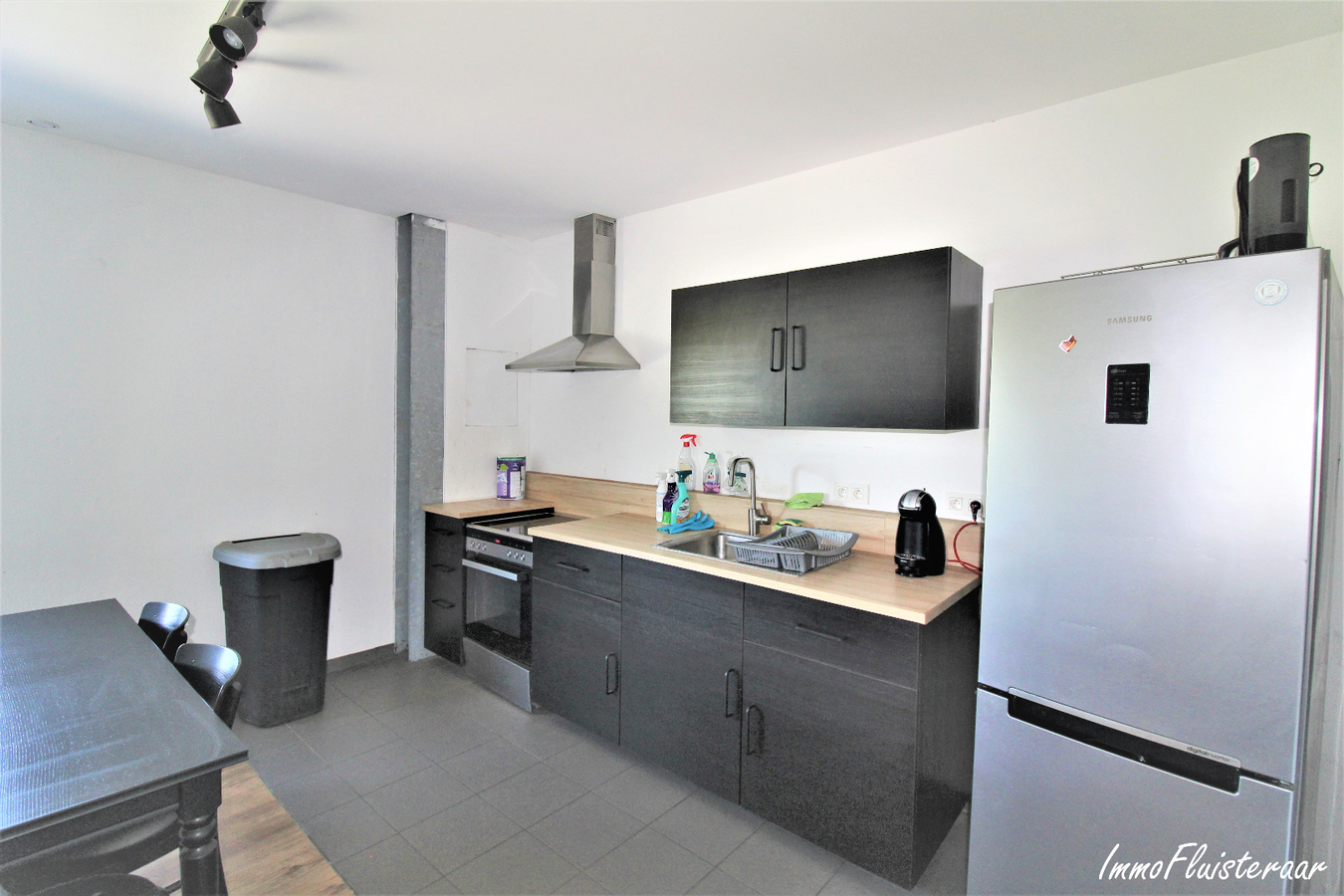 Professional recently built equestrian center on more than 3ha at Hannut (Luik/Liège; Belgium) 