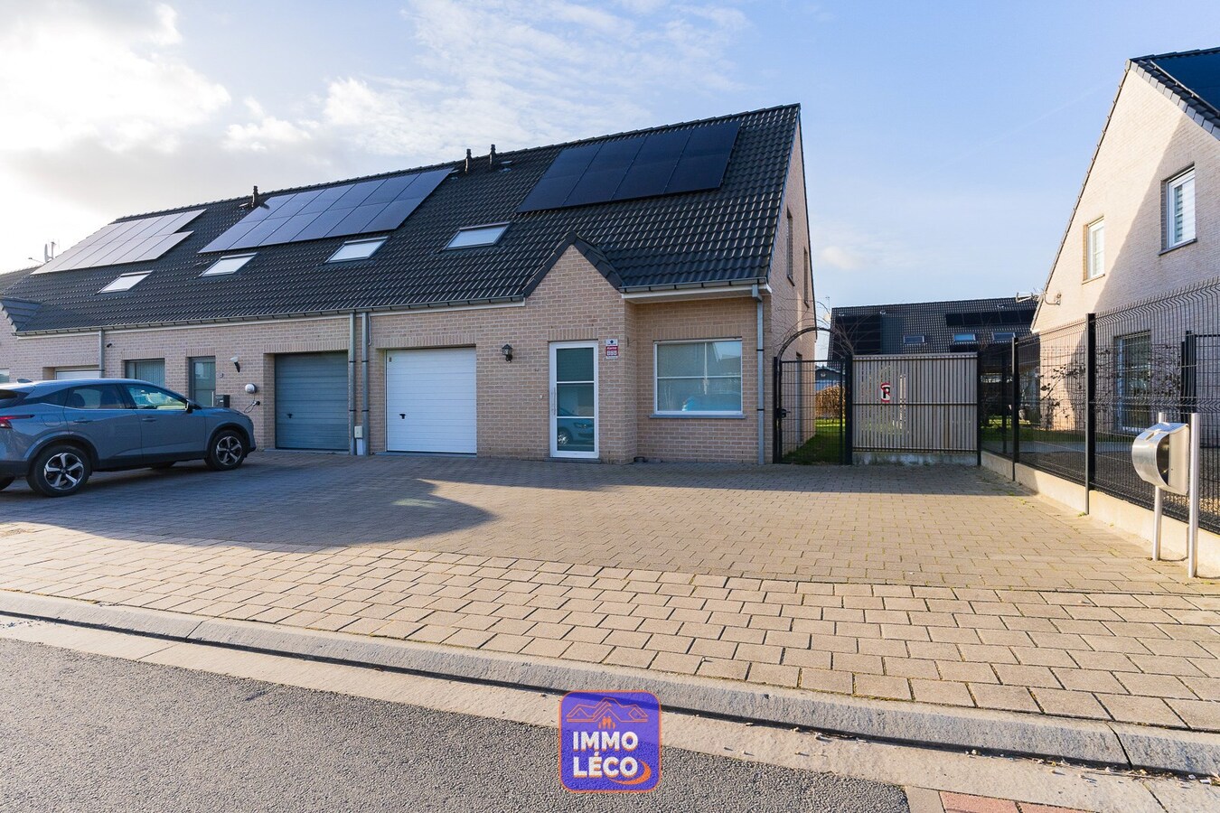 3 façades dans un clos résidentiel prisé, COUP DE COEUR ! 