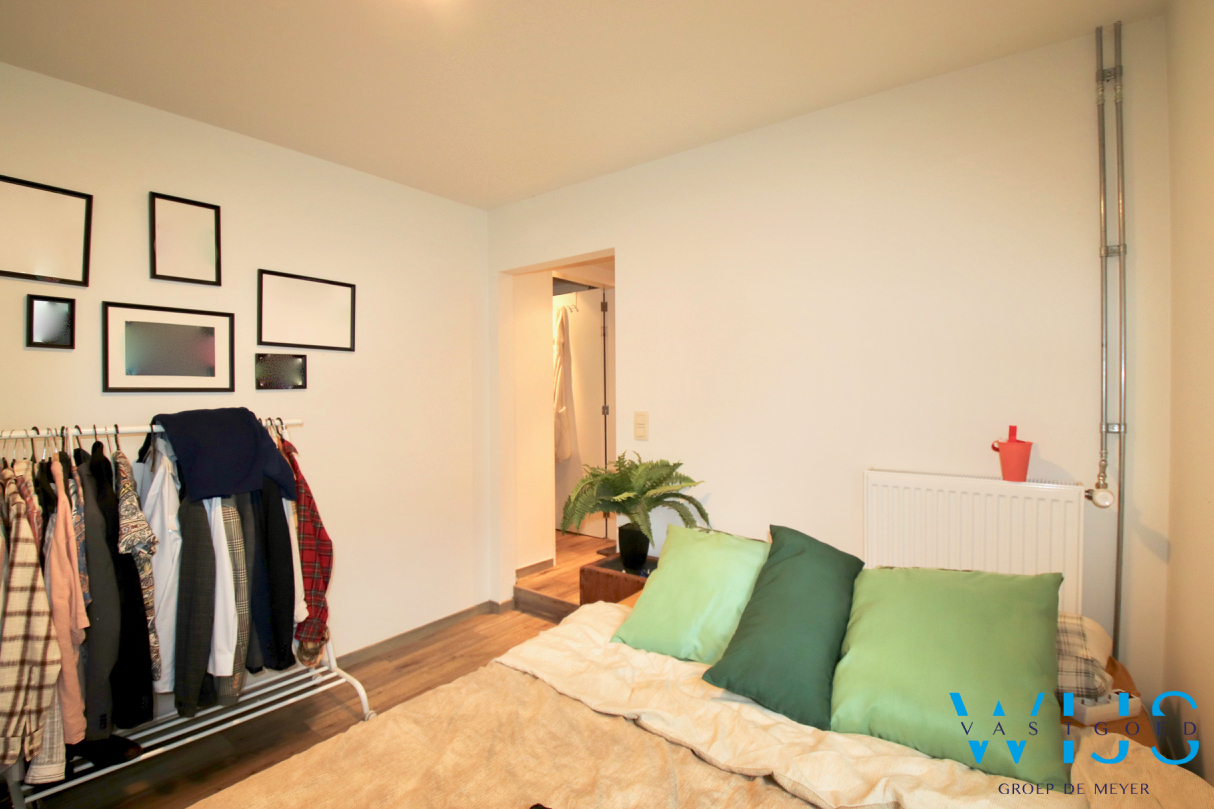 Instapklaar gelijkvloers appartement met 1 slaapkamer &amp; binnenkoer te ASSENEDE! 