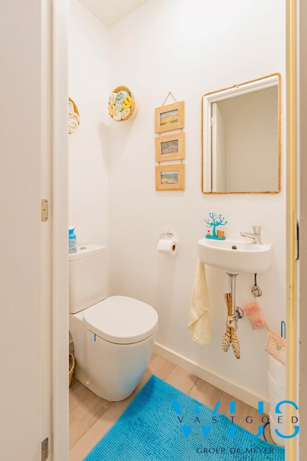 Interessant &amp; ruim duplex appartement te Ertvelde 