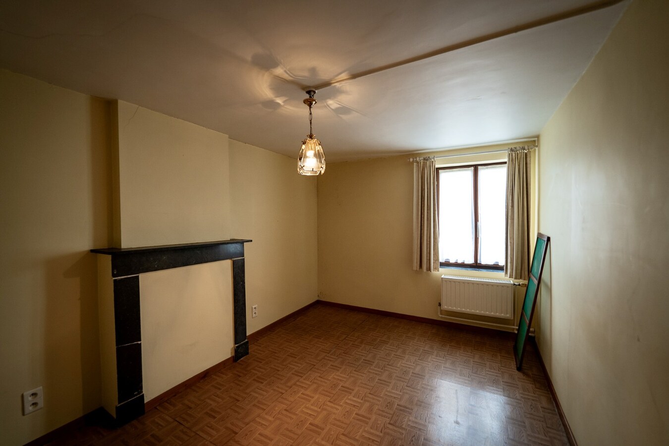 Farm to be renovated with stables and pastures on approximately 1.7 hectares in Herk-de-Stad. 