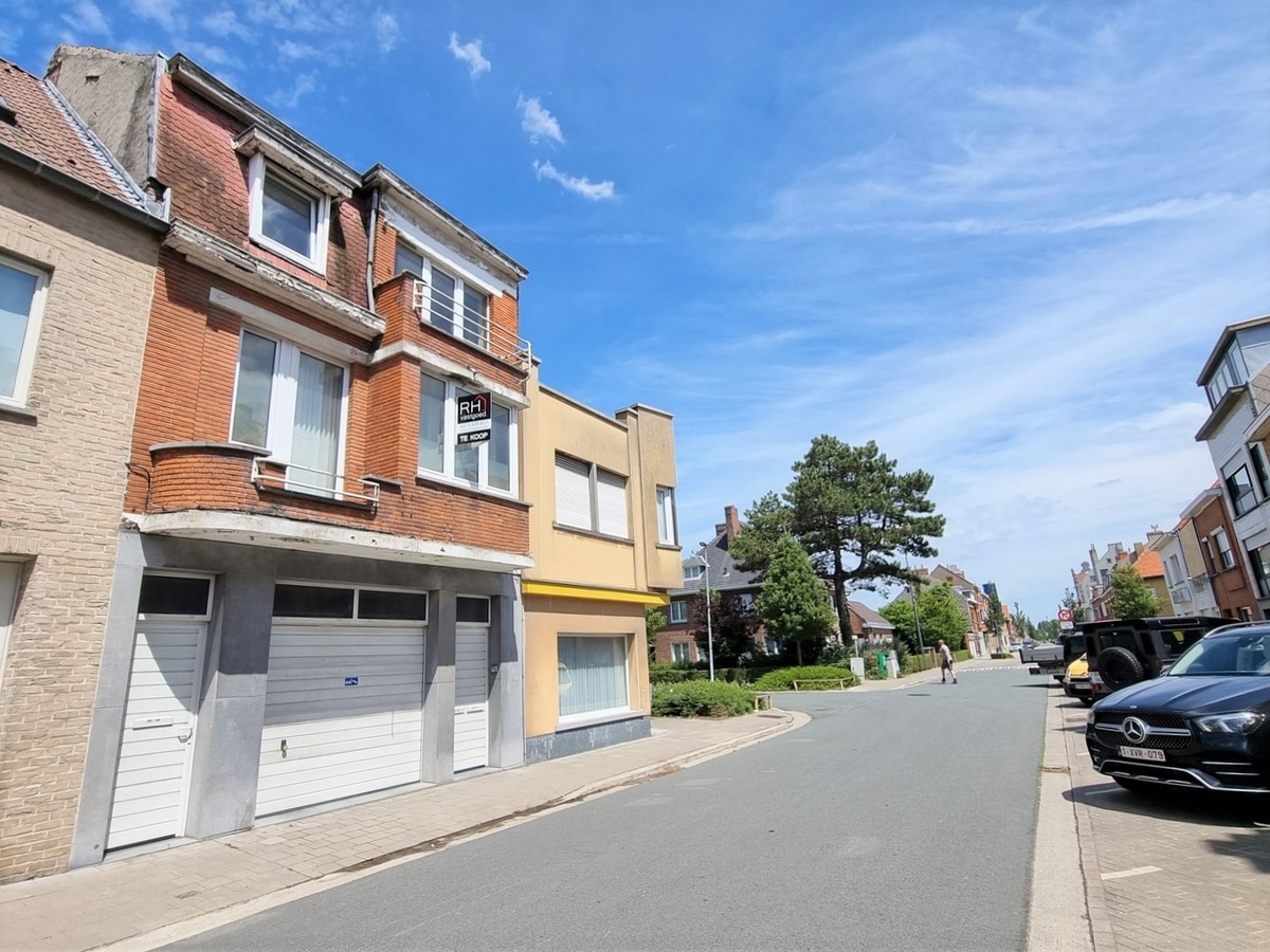 Centraal gelegen woning met grote garage en atelier - Zeebrugge 