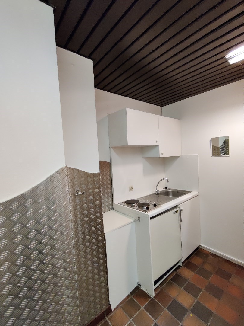 Perfect gelegen handelsruimte (87 m²) met veel mogelijkheden in het centrum van Geel! 