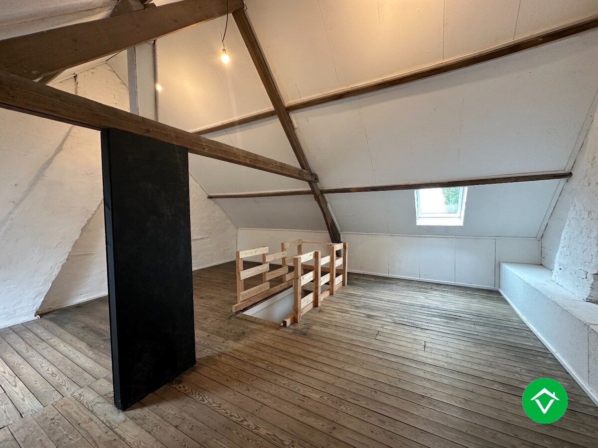 Charmante woning met tuin en garage in Werken. 