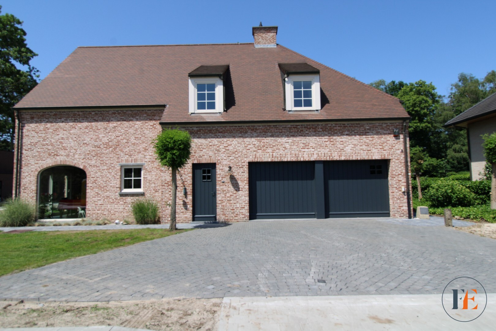 Klassevolle  villa in Mariakerke. 