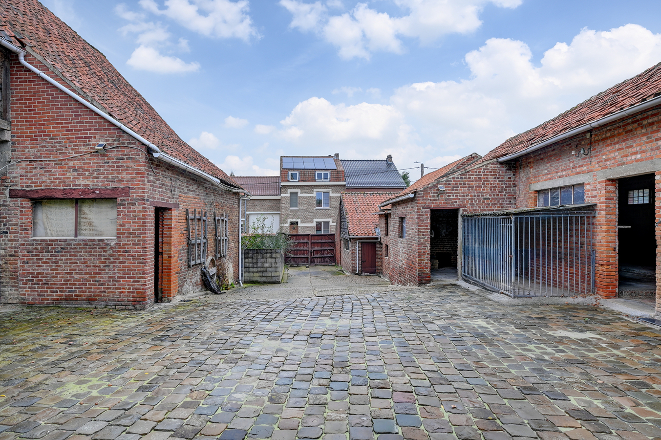 Hoeve met karakter in het hart van Widooie 