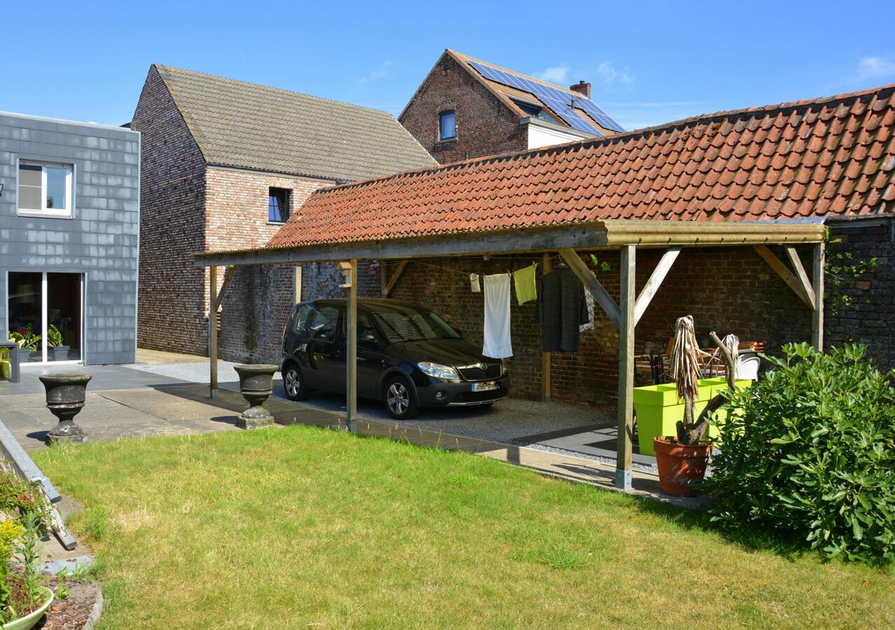 Ruime woning met 4 slaapkamers 