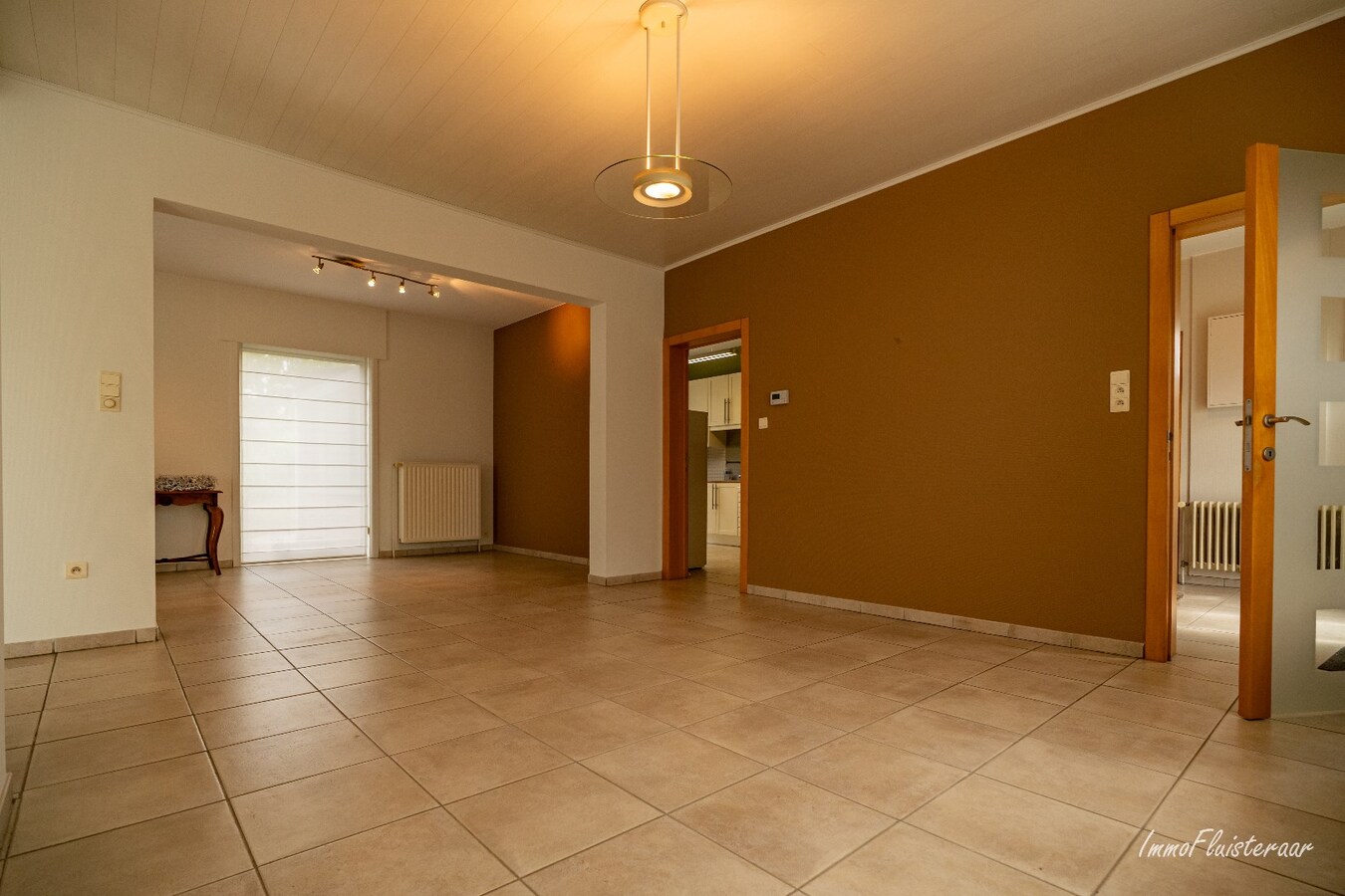 Landelijk gelegen bedrijfswoning met diverse bijgebouwen op ca. 3,5 ha te Bekkevoort (Vlaams-Brabant) 