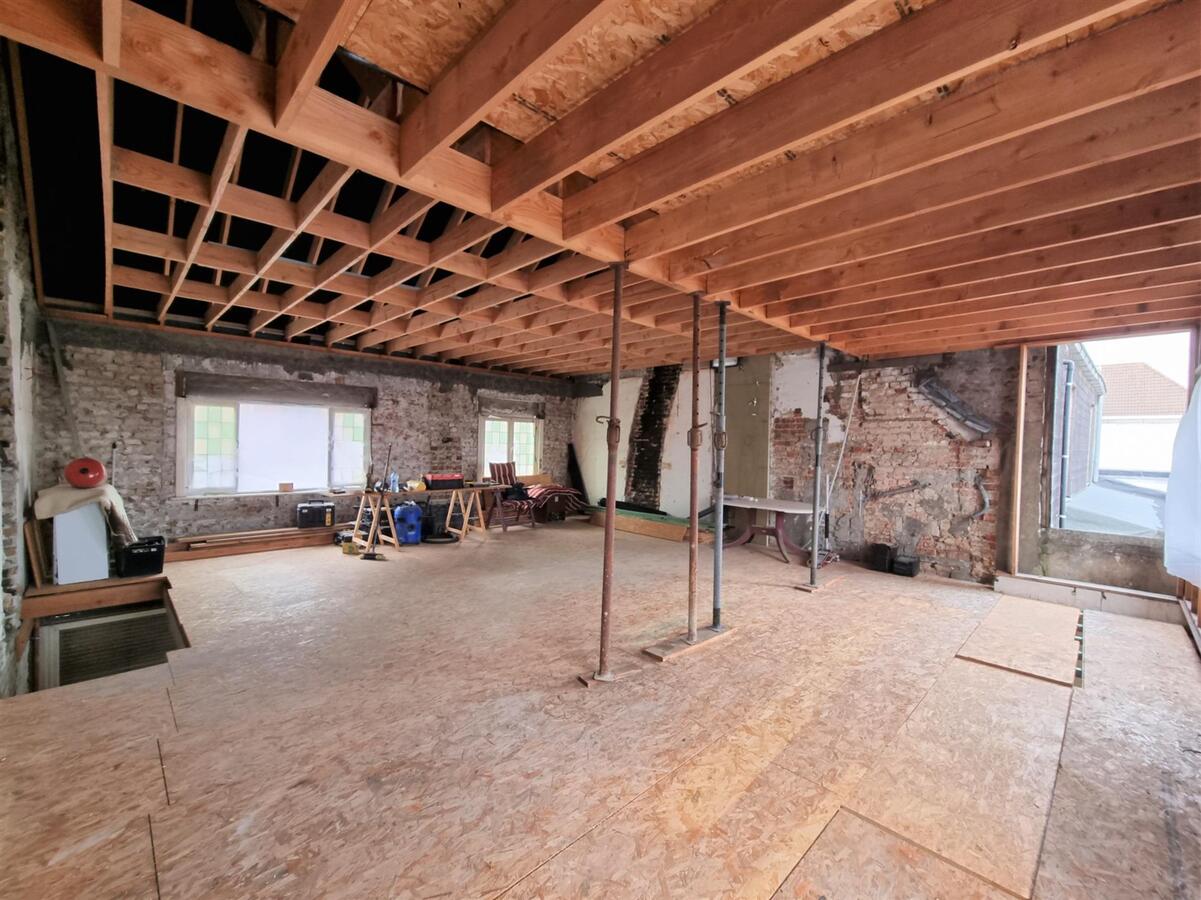 Woning met garage in ruwbouw op 400m² grond - Lissewege 