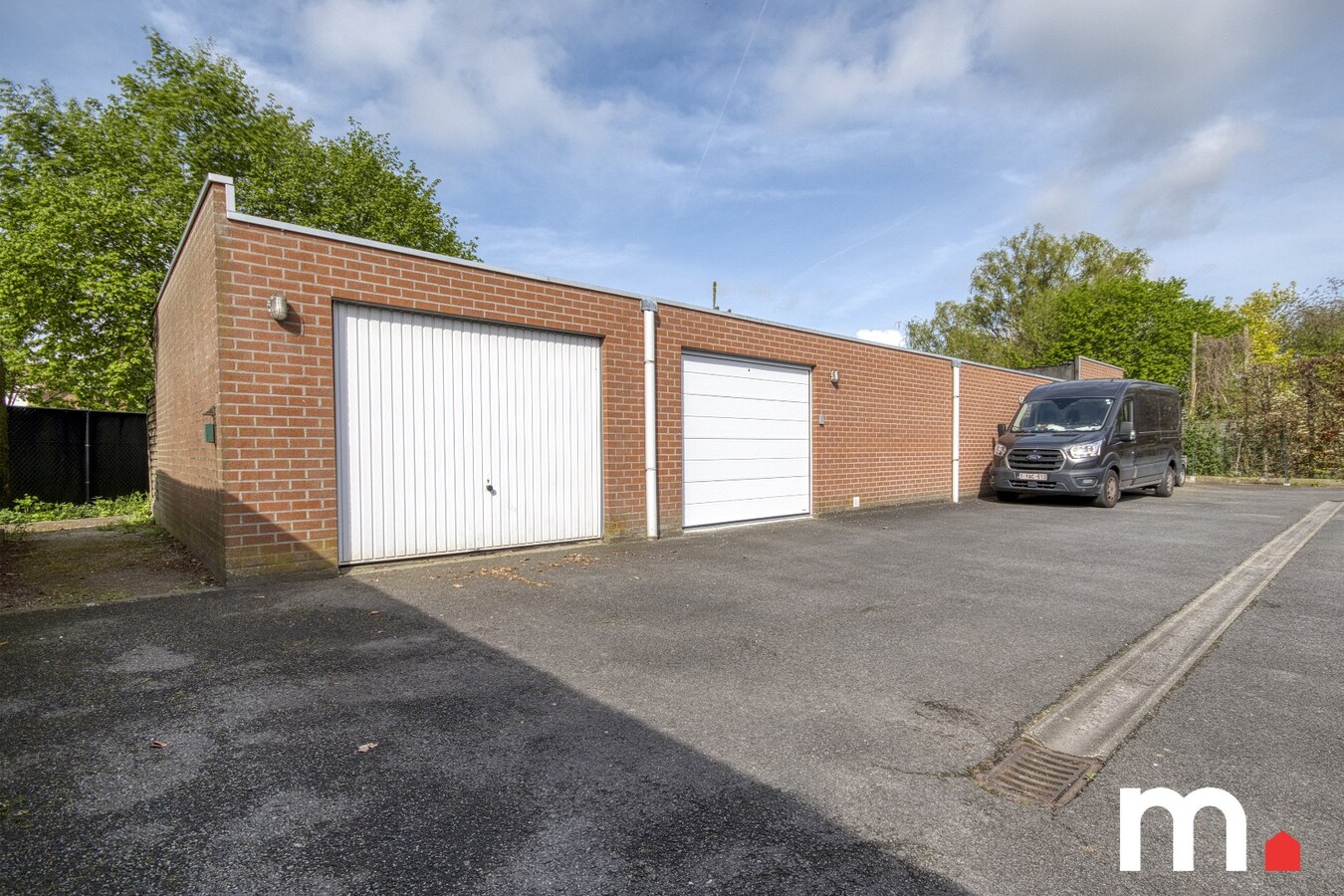 Ruim appartement met groot terras en garage te Heule ! EPC 112 B ! 