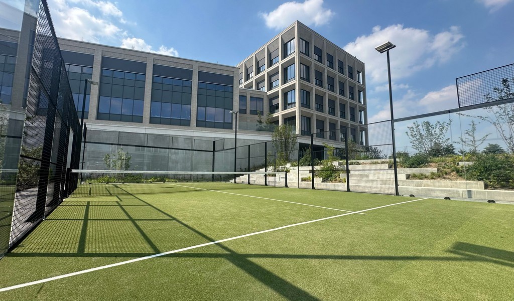 Gemeubelde kantoren met diensten In The Yard in Drongen