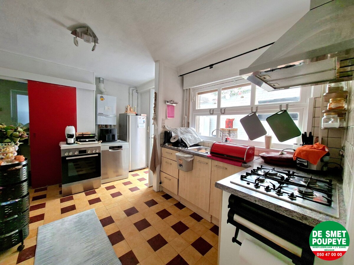 Ruime woning met garage 