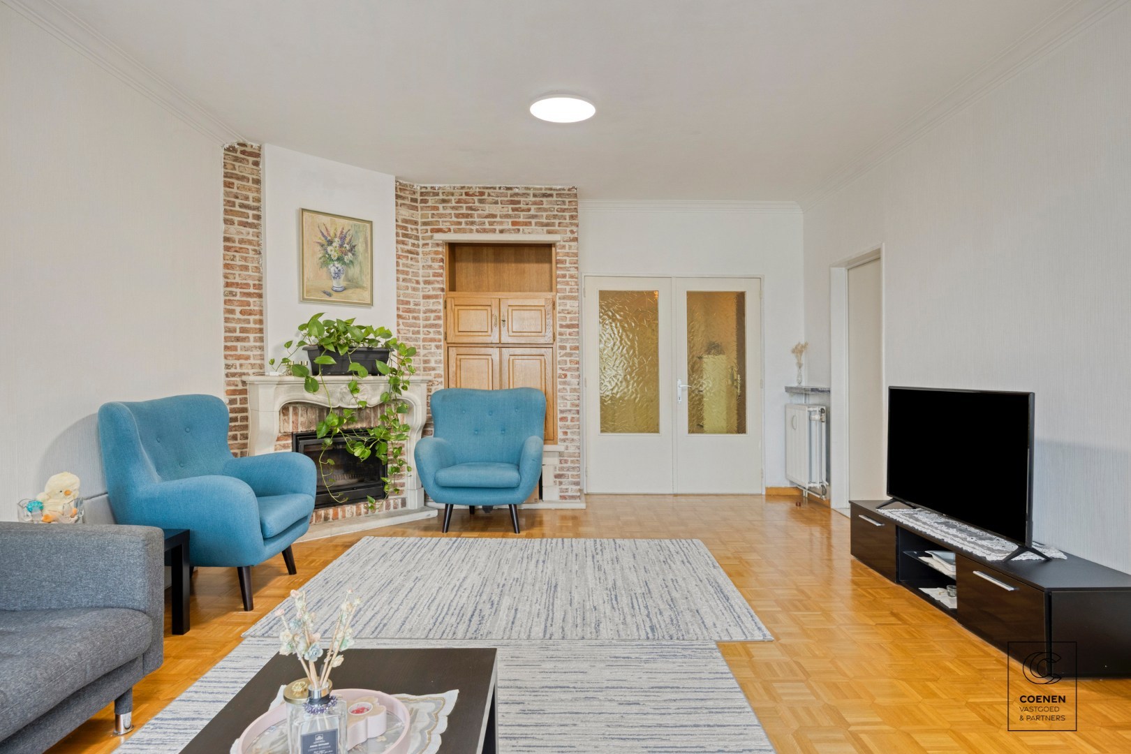 Ruim appartement van 104 m² met drie slaapkamers op centrale ligging te Merksem! 