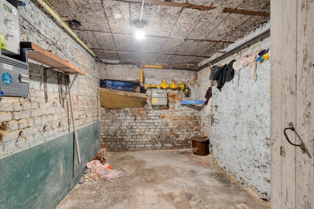 Super gelegen handelspand met garage in Heverlee! - totale oppervlakte +/- 260 m² + kelder van 38m² 