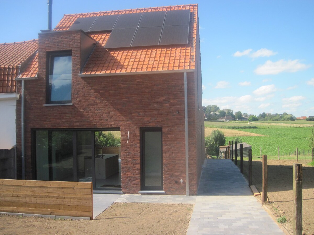Energiezuinig wonen in een unieke, groene omgeving. 