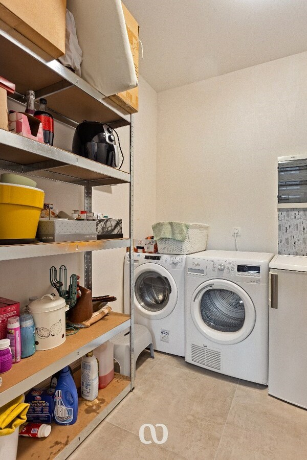 Zeer ruim appartement met twee slaapkamers in Oudenaarde 