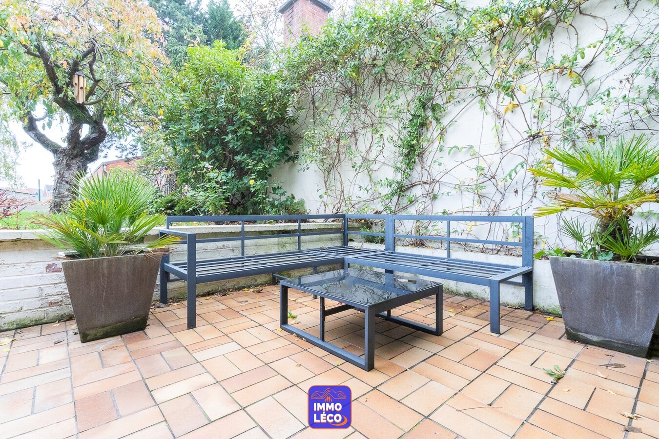 Superbe propriété érigée sur 323m² avec garage, parking, jardin, COUP DE COEUR ! 