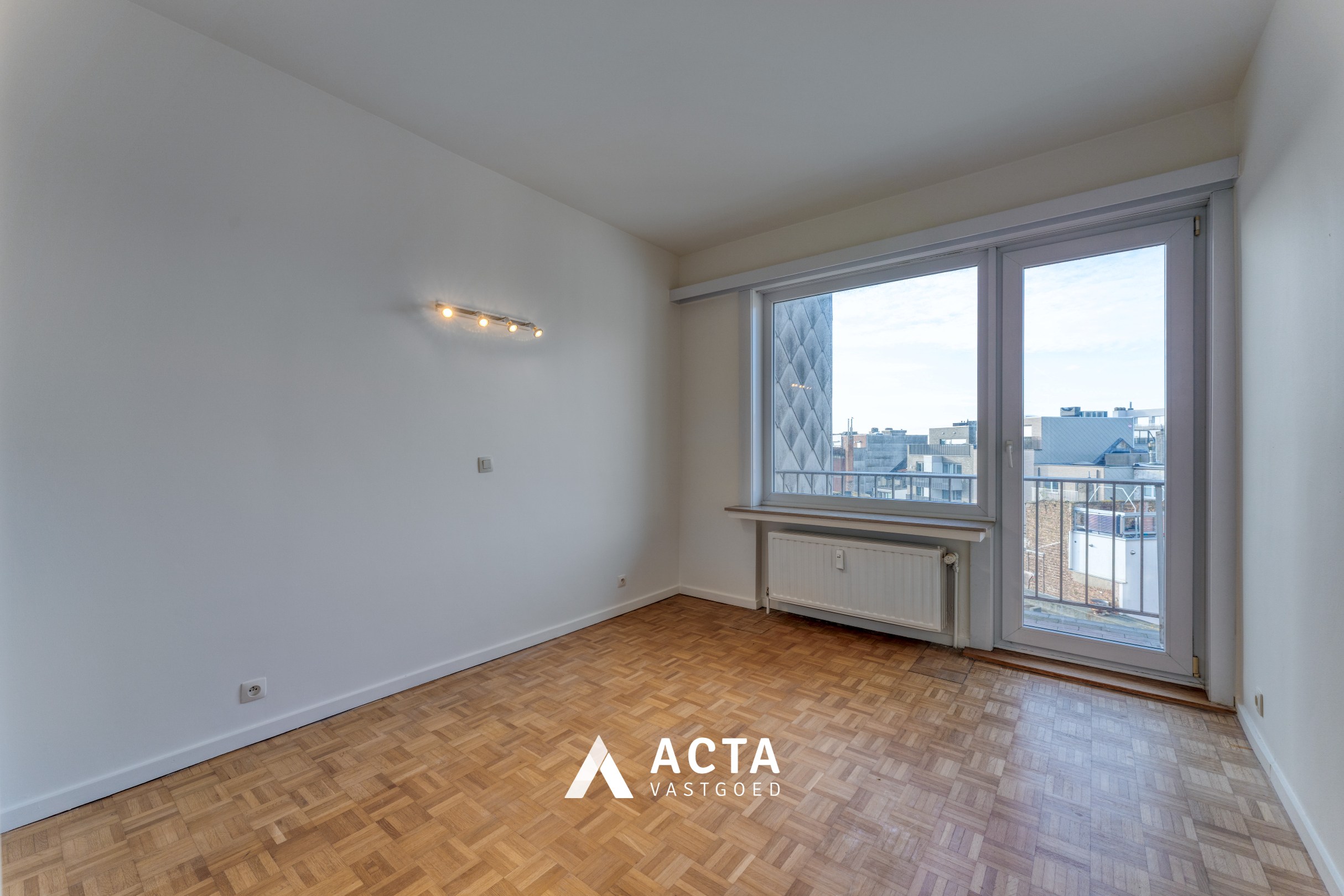 Appartement met twee slaapkamers op het Leopold I-Plein 