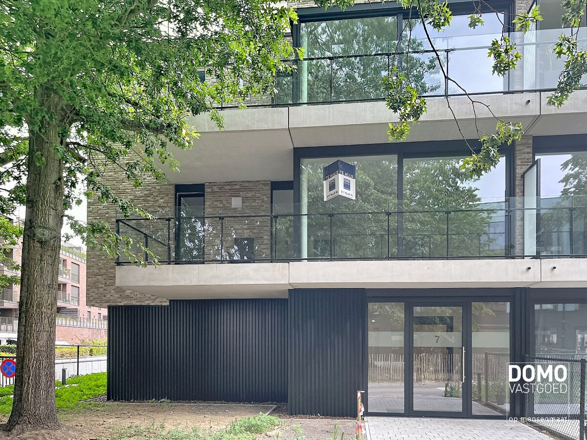 NIEUWBOUWAPPARTEMENT MET 2 SLAAPKAMERS EN TERRAS IN HET CENTRUM VAN HASSELT 