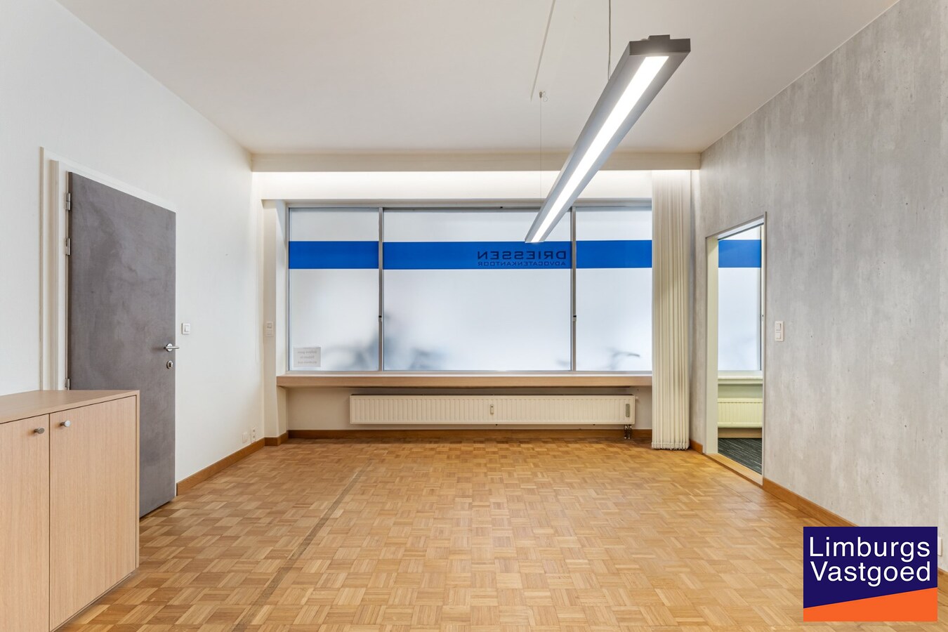 Handelspand op toplocatie, 226m², ruime parkeergelegenheid 