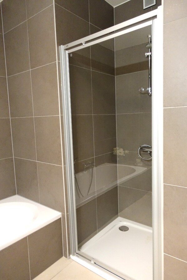 Rustig gelegen dakappartement met garagebox 