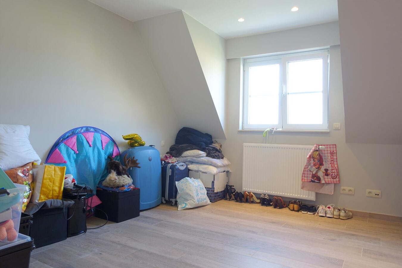 Uniek moderne nieuwbouwvilla met 4 slaapkamers 