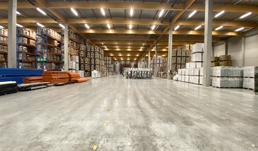 Recent logistiek magazijn te huur in IZ De Hulst Willebroek