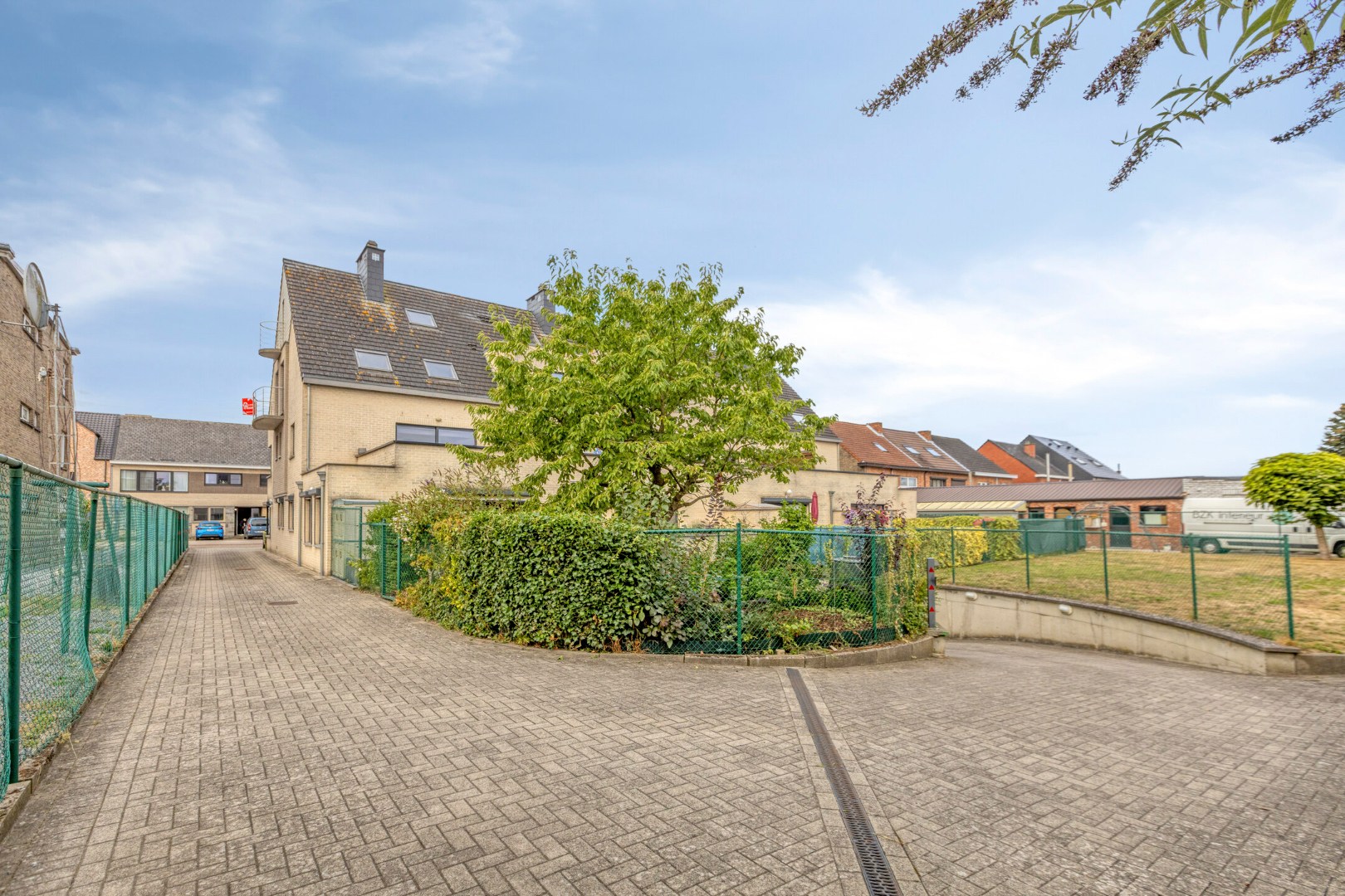 Instapklaar duplexappartement met 1 slpk. nabij centrum Leopoldsburg 