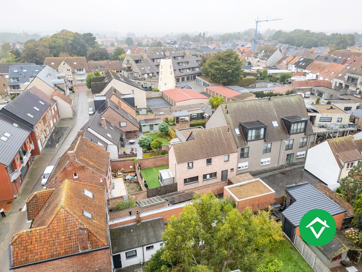 Instapklare gezinswoning met 3 slaapkamers op toplocatie nabij het centrum van Koekelare 