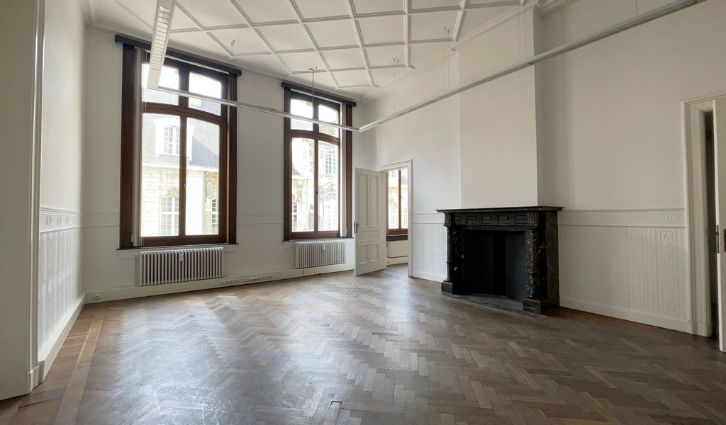 Kantoren te huur in prachtig herenhuis in centrum Antwerpen