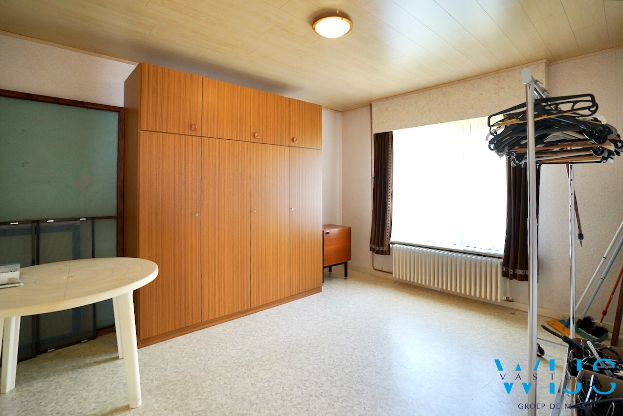 Ruime bungalow op 1000m² met prachtig uitzicht te Boekhoute ! 