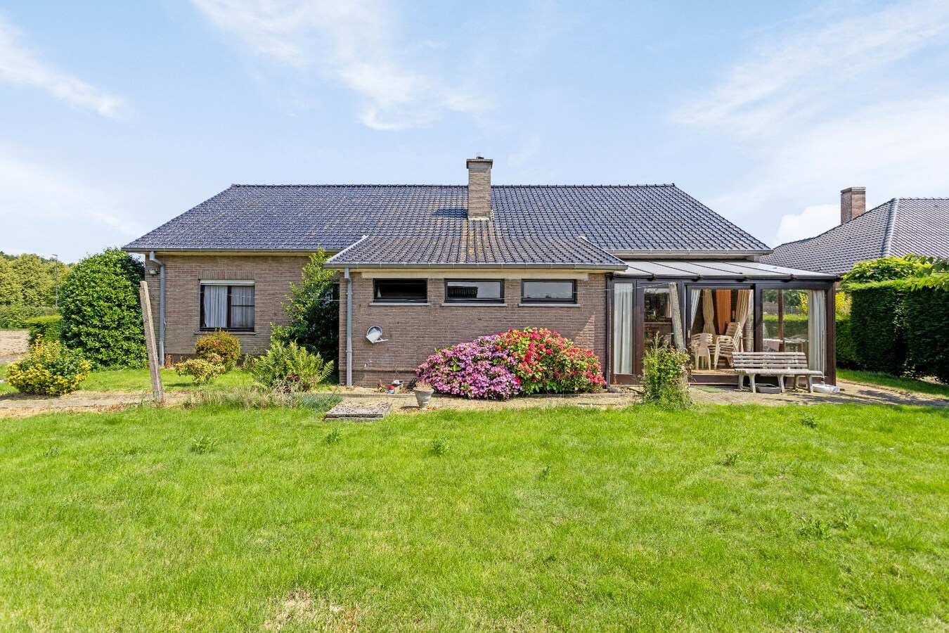 Prachtig gelegen woning met drie slaapkamers in Mullem 