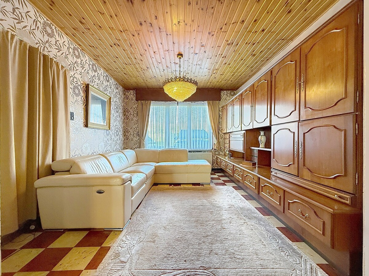 Te renoveren woning met veel potentieel nabij station/centrum Wetteren 