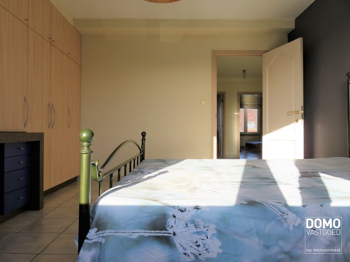 GUNSTIG GELEGEN OPBRENGSTEIGENDOM TE HASSELT 