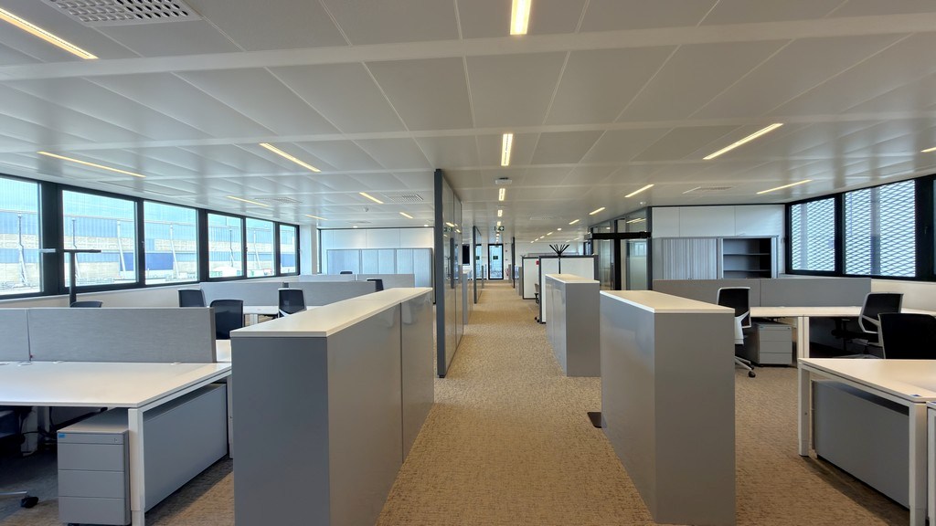 Duurzame kantoren te huur in industriezone te Hoboken