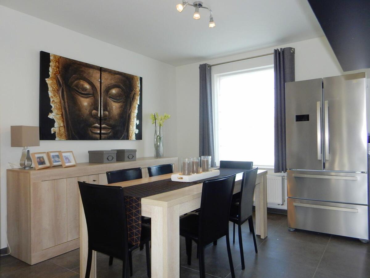 Mooie woning met 3 slaapkamers en garage 